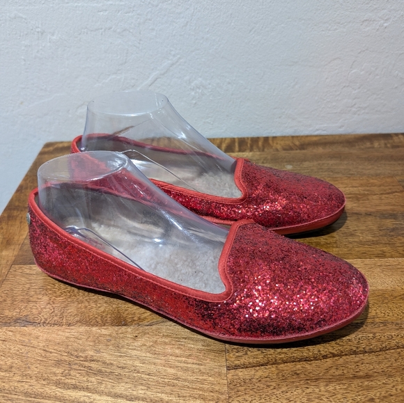 UGG red sparkle flats size 9.5 - Picture 1 of 9
